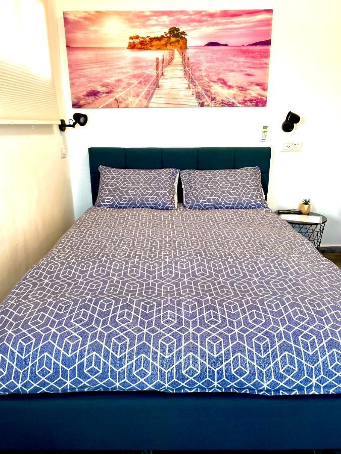 Sea View Cozy Apartment Хайфа Екстериор снимка