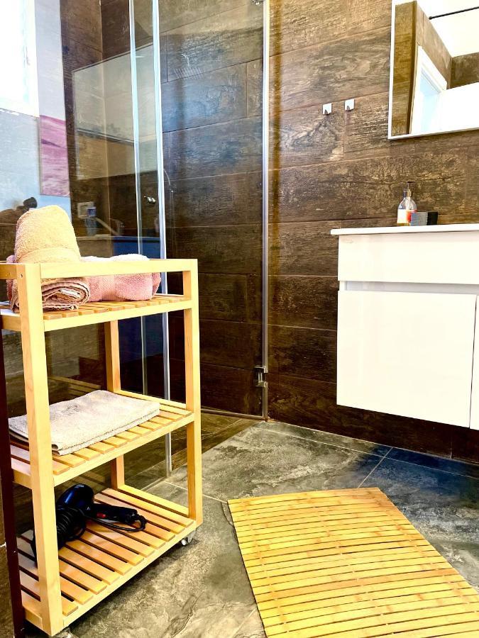 Sea View Cozy Apartment Хайфа Екстериор снимка